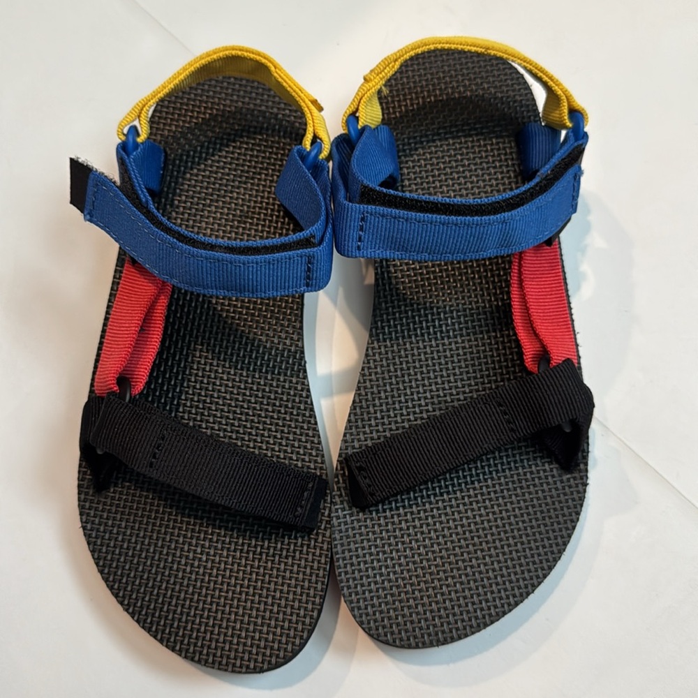 Size 4 Kid Teva Sandal